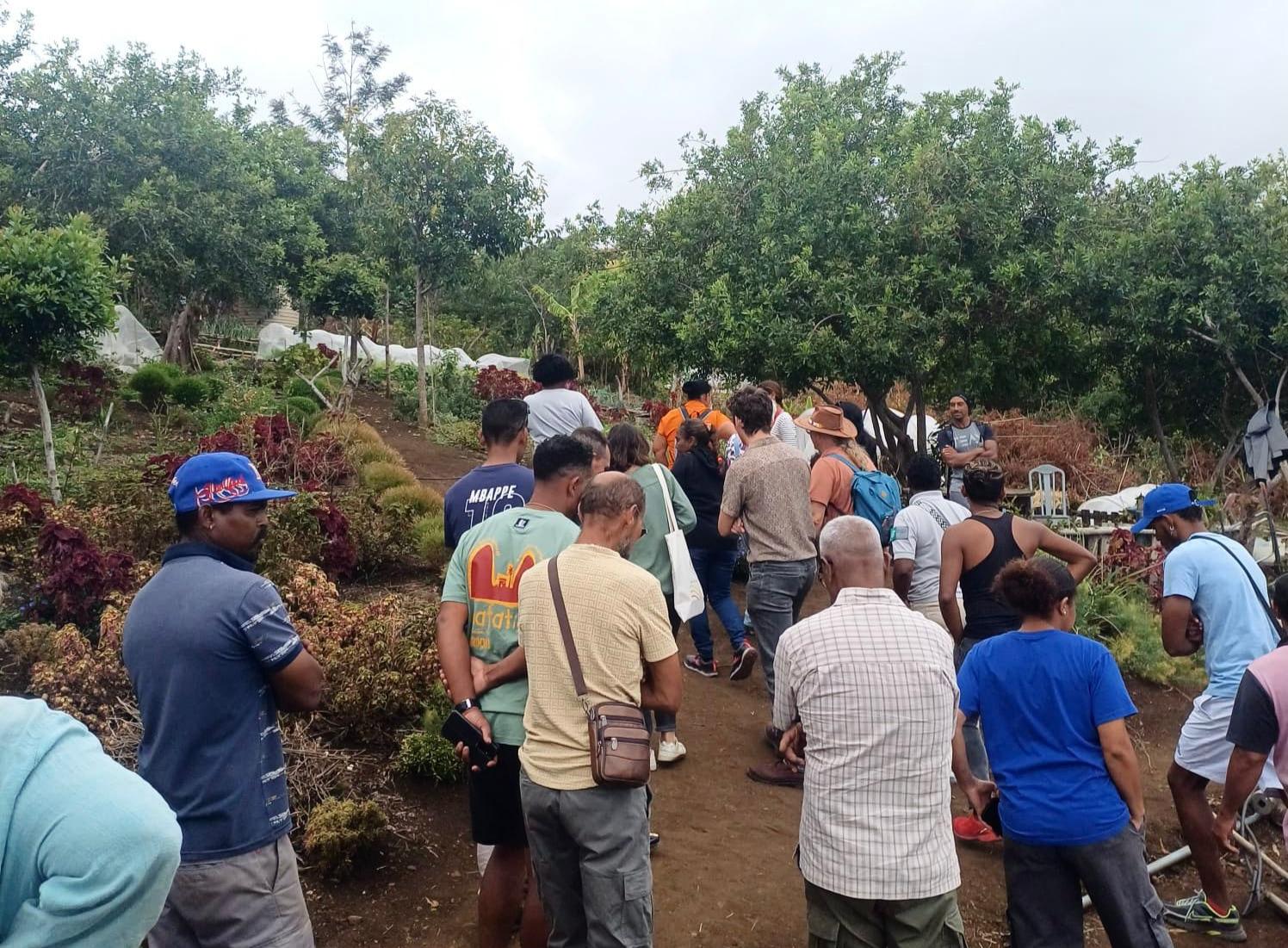 Visite du jardin de l'association Pied à l'Etrier