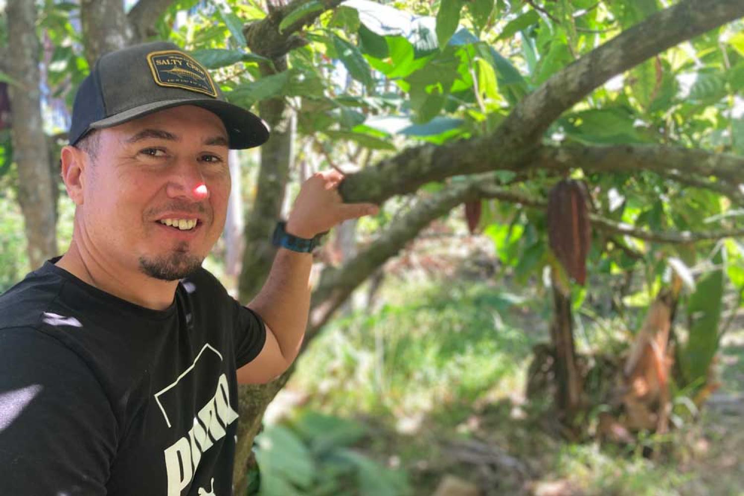 Franck Morel, producteur de cacao et fabricant de chocolat, tablette de chocolat noir 